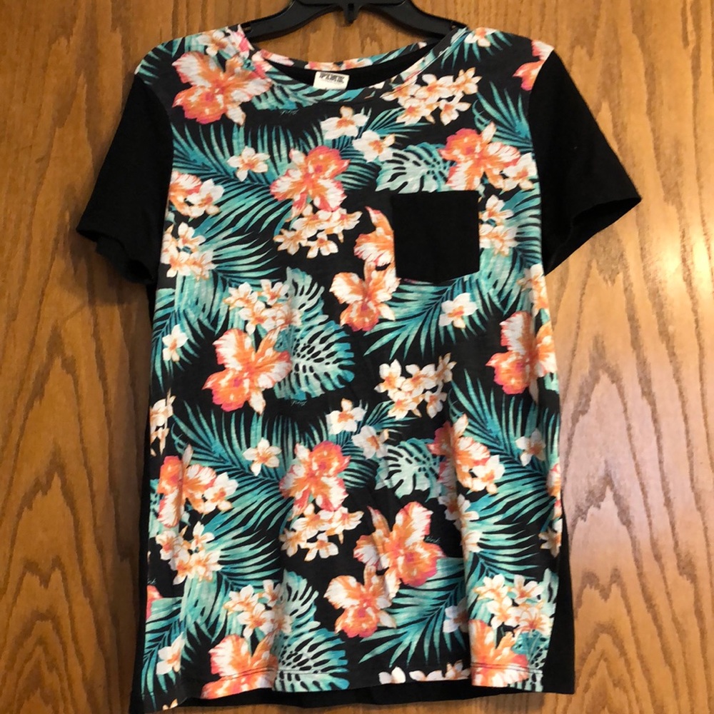 VS pink black and tropical print tshirt